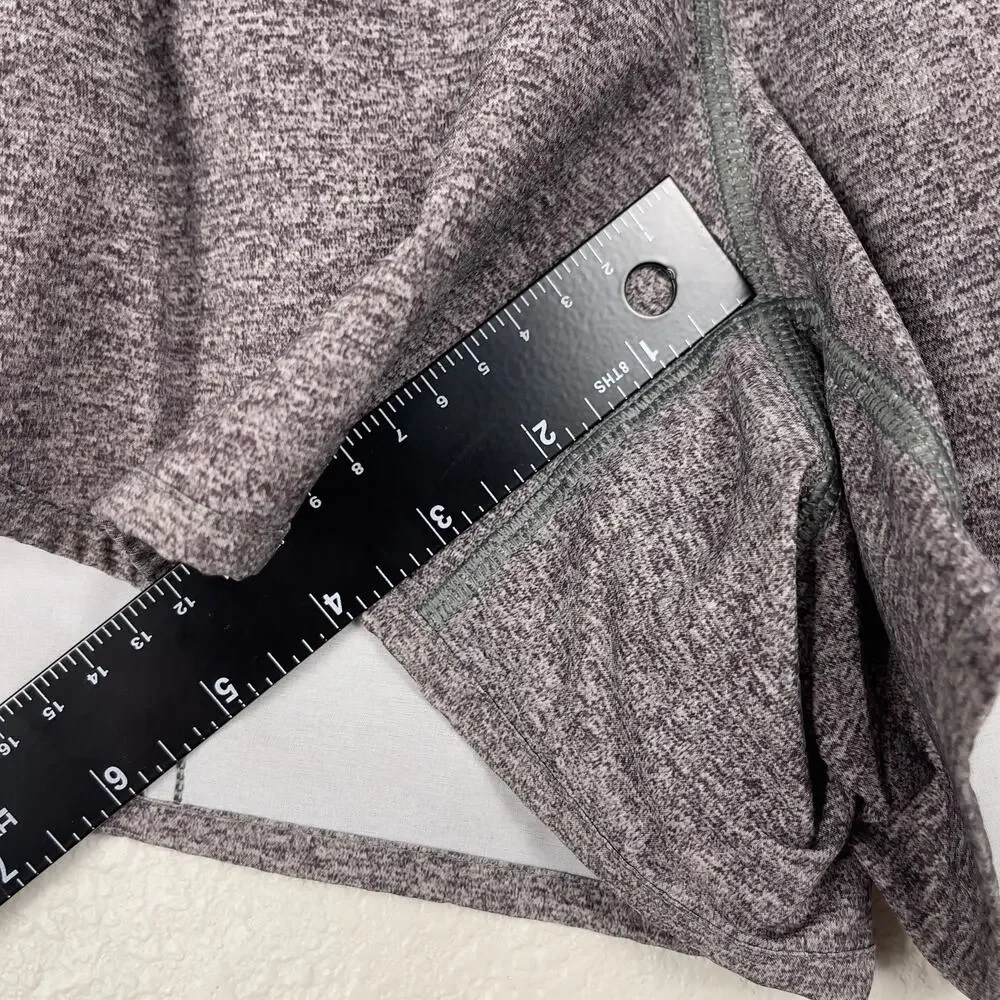 Lululemon Tracker Short‎ V * 4